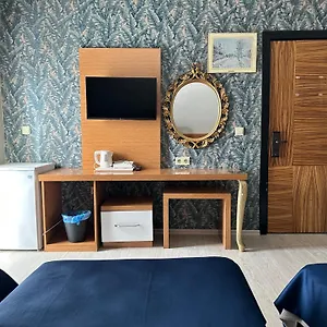 Serenity Hotel