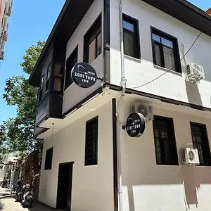 Loost Town Hotel